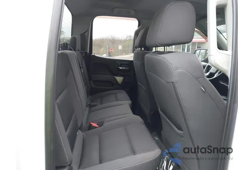 2018 Chevrolet Silverado 1500 2Lt z USA, uszkodzony, nr VIN 1GCVKREC7JZ173440